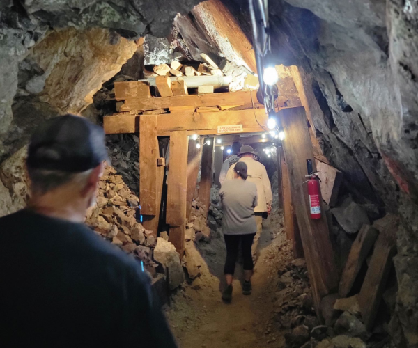20260517_125352-Gold-Mine-Experience-tunnel-1.webp